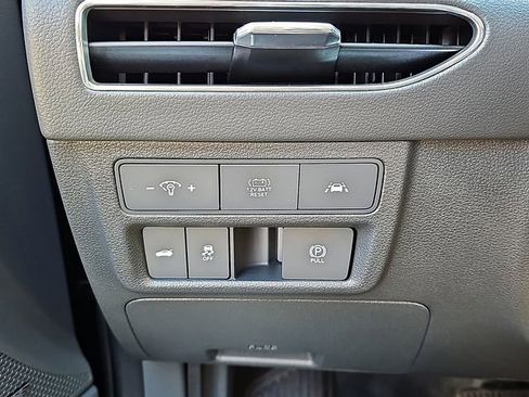 Used 2023 Hyundai Sonata Limited FWD image 27