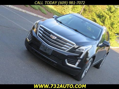 Used 2017 Cadillac XT5 Luxury w/ Driver Awareness Package AWD/4WD image 16
