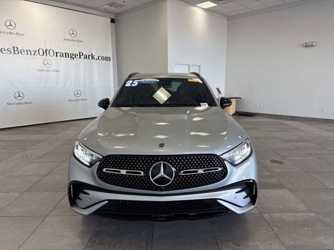 Certified 2025 Mercedes-Benz GLC 300 4MATIC image 2