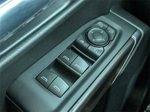 Used 2022 GMC Sierra 1500 SLT w/ SLT Premium Package image 29