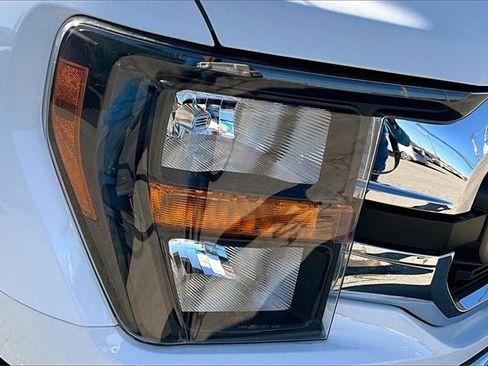 Used 2023 Ford F150 XLT image 31