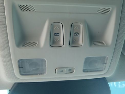 Used 2021 Ford Escape SE w/ SE Sport Appearance Package FWD image 21