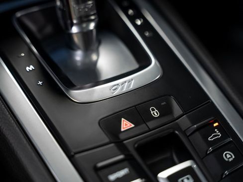 Used 2019 Porsche 911 Carrera 4S image 43