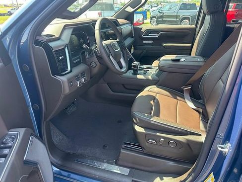 New 2026 GMC Sierra 1500 Denali w/ Denali Reserve Package AWD/4WD image 12