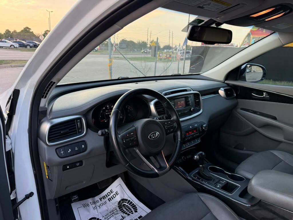 Used 2016 Kia Sorento EX w/ EX Premium Package FWD image 40
