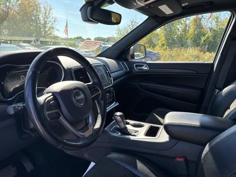 Used 2019 Jeep Grand Cherokee Altitude image 8