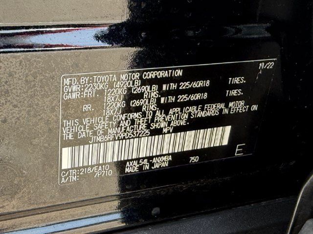 Used 2023 Toyota RAV4 XLE Premium AWD/4WD image 27