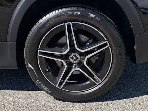 Used 2023 Mercedes-Benz GLB 250 image 14