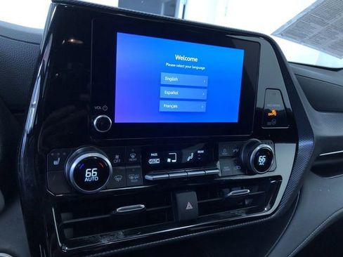Certified 2025 Toyota Highlander XSE AWD/4WD image 27