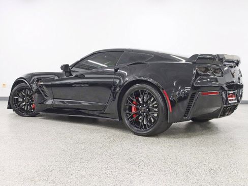 Used 2015 Chevrolet Corvette Z06 w/ 3LZ Preferred Equipment Group image 10