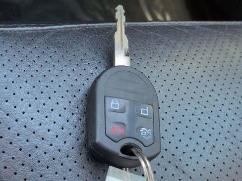 Used 2012 Ford Expedition Limited RWD image 28