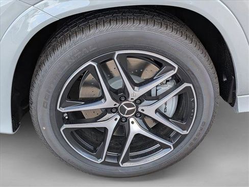 New 2026 Mercedes-Benz GLE 53 AMG 4MATIC Coupe image 9