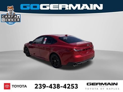 Used 2026 Toyota Camry SE FWD image 5