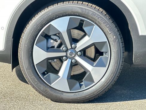 New 2026 Volvo XC40 B5 Plus w/ Protection Package Premier image 32