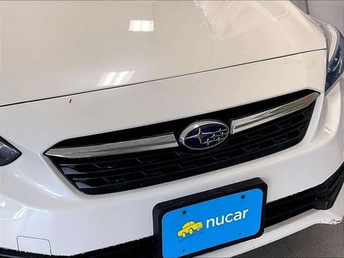 Used 2022 Subaru Impreza 2.0i Premium AWD/4WD image 32
