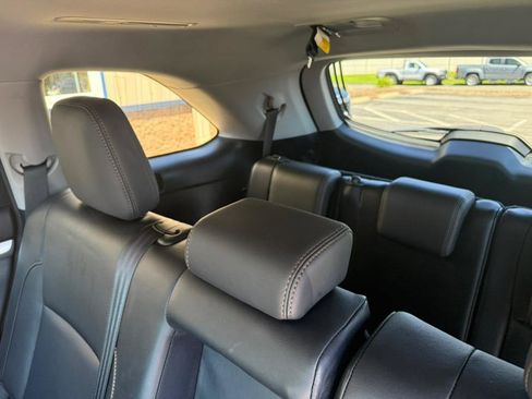 Used 2015 Toyota Highlander XLE image 27