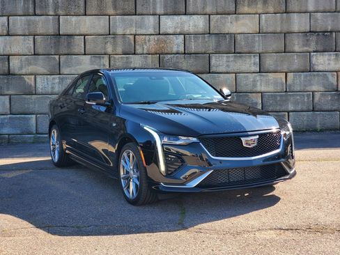 Certified 2023 Cadillac CT4 Sport image 9