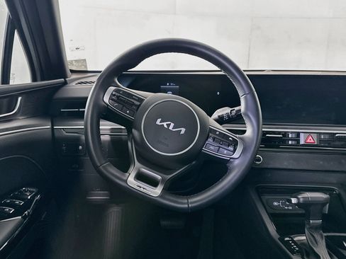 Used 2025 Kia K5 GT-Line w/ GT-Line Premium Package FWD image 18