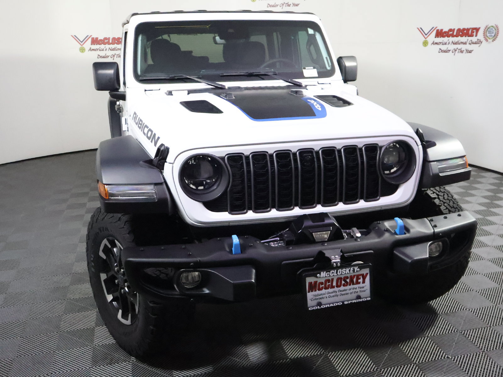 Used 2024 Jeep Wrangler Unlimited Rubicon 4xe w/ Capability Package AWD/4WD image 15