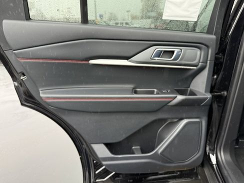 New 2026 Ford Explorer ST-Line w/ ST-Line Street Pack image 37
