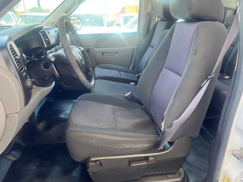 Used 2011 Chevrolet Silverado 1500 W/T RWD image 8