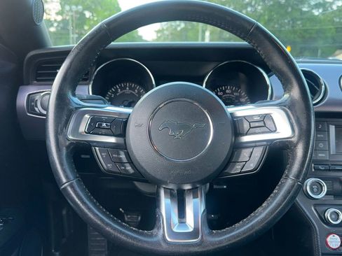 Used 2016 Ford Mustang Coupe image 27