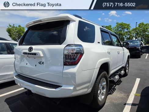 Used 2024 Toyota 4Runner SR5 Premium w/ Moonroof Package AWD/4WD image 6