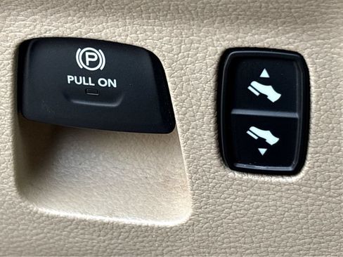 Used 2019 RAM 1500 Big Horn AWD/4WD image 28