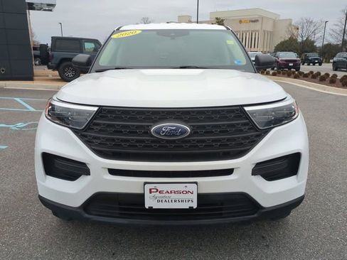 Used 2020 Ford Explorer 4WD w/ Class III Trailer Tow Package image 9