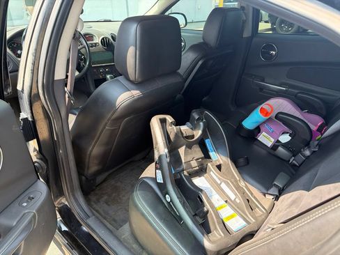 Used 2005 Pontiac Grand Prix GXP w/ Premium Audio Package FWD image 9