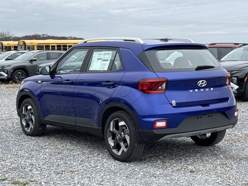 New 2026 Hyundai Venue SEL image 14