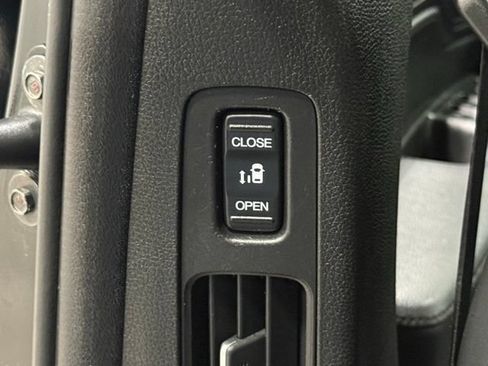 Used 2024 Honda Odyssey EX-L image 30