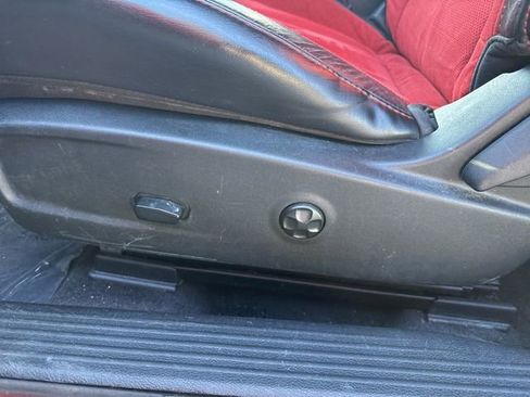 Used 2019 Dodge Challenger GT w/ Plus Package image 12