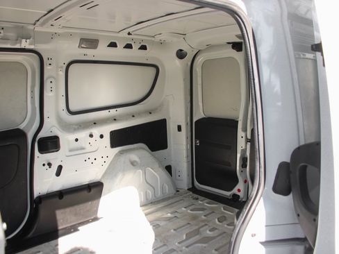 Used 2021 RAM ProMaster City Tradesman image 8