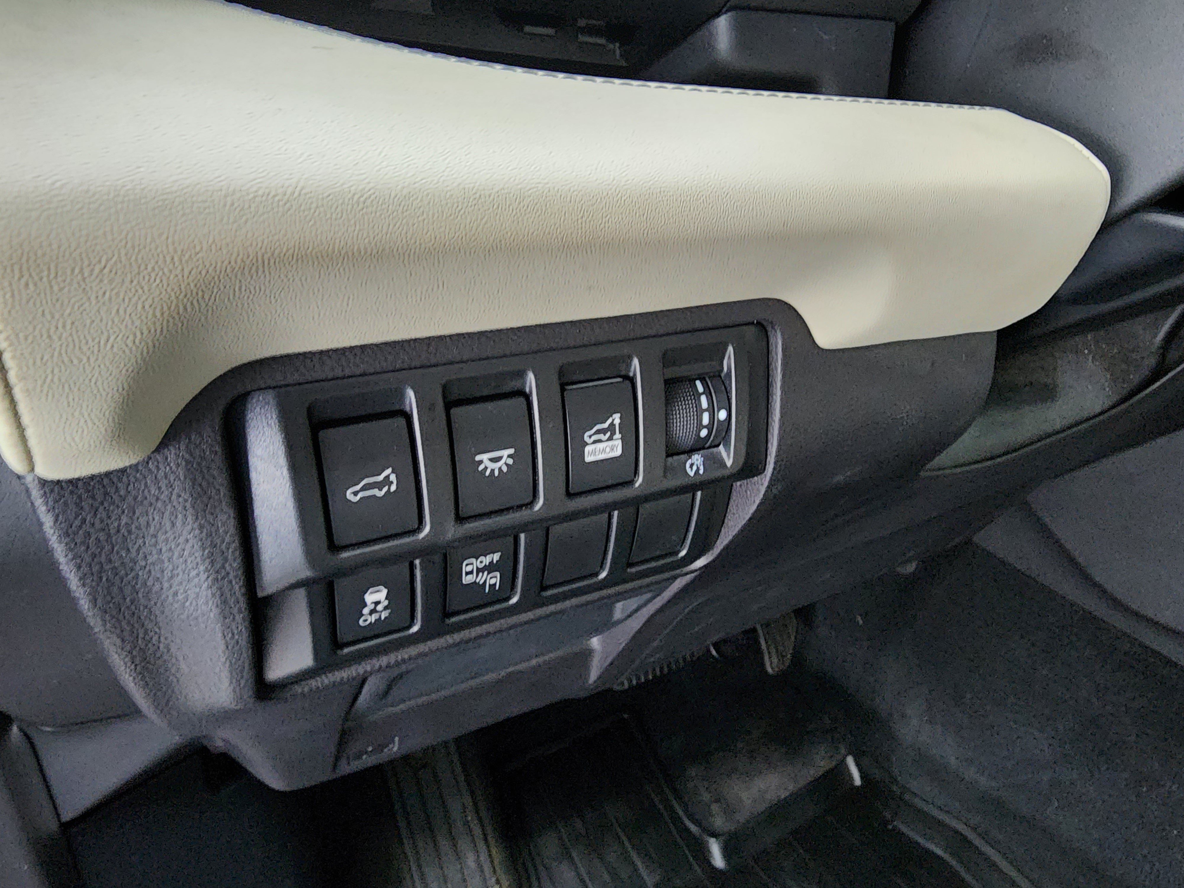 Used 2020 Subaru Ascent Limited w/ Popular Package #2A AWD/4WD image 36