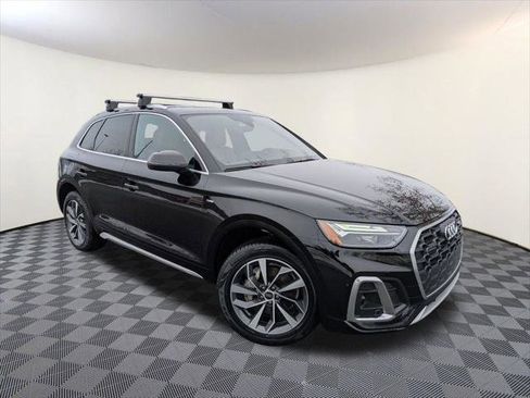Certified 2024 Audi Q5 2.0T Premium image 1