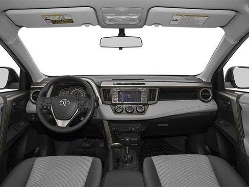 Used 2013 Toyota RAV4 LE AWD/4WD image 3