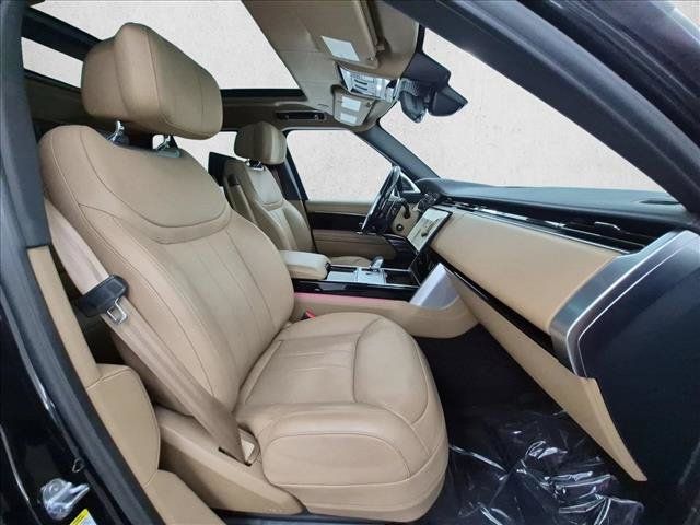 Certified 2025 Land Rover Range Rover Autobiography AWD/4WD image 25