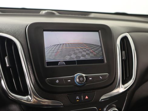 Used 2023 Chevrolet Equinox LT image 6