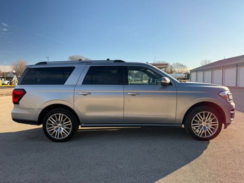 Used 2024 Ford Expedition Max Limited image 5