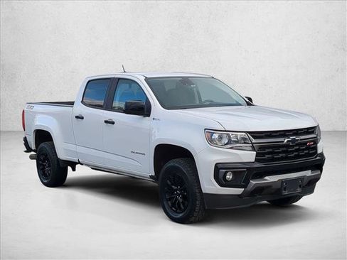 Used 2022 Chevrolet Colorado Z71 w/ Safety Package image 3