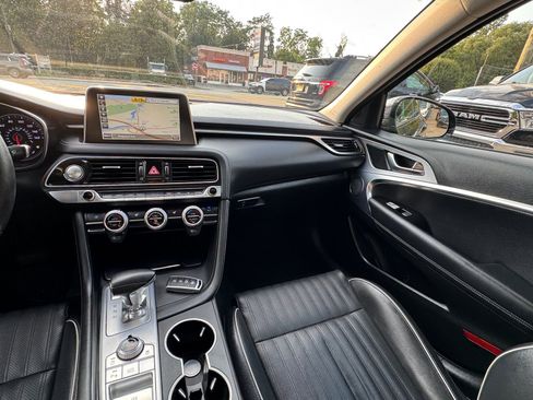 Used 2020 Genesis G70 2.0T w/ Elite Package image 19