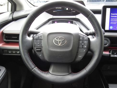 Certified 2024 Toyota Prius Prime FWD image 22