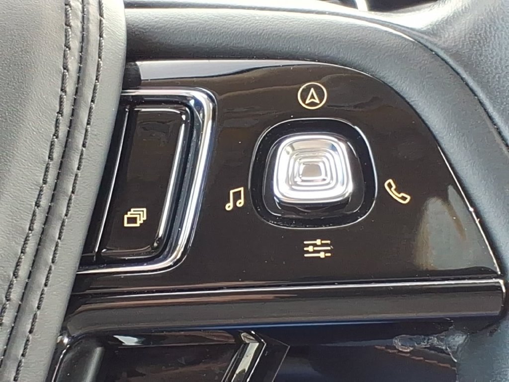 Used 2023 Lincoln Aviator Reserve w/ Equipment Group 201A AWD/4WD image 28