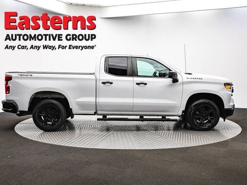 Used 2023 Chevrolet Silverado 1500 W/T w/ WT Value Package image 4