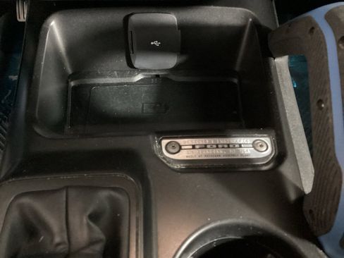 Used 2022 Ford Bronco Wildtrak image 29