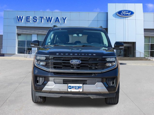 Used 2025 Ford Expedition Max Platinum AWD/4WD image 7