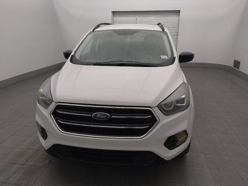 Used 2017 Ford Escape SE w/ Equipment Group 201A FWD image 15