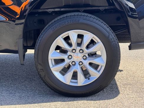 Used 2022 Chevrolet Silverado 1500 Custom image 14