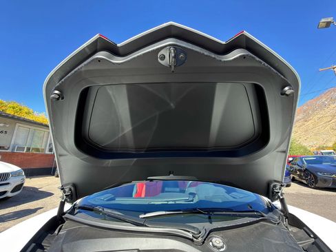 Used 2025 Chevrolet Corvette Stingray Coupe w/ 1LT image 3